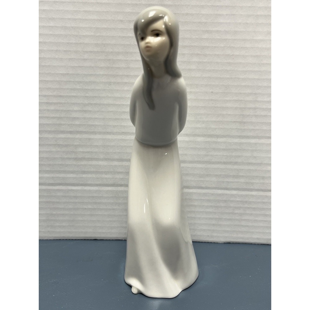 Miquel Requena‎ Porcelain Figurine Woman Leaning with Hands Behind Back Vintage
